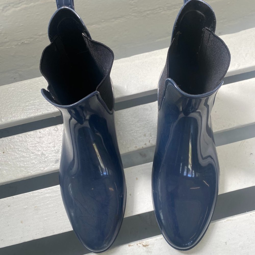 J. Crew Chelsea Rubber Rainboots, Size 7, Navy Blue